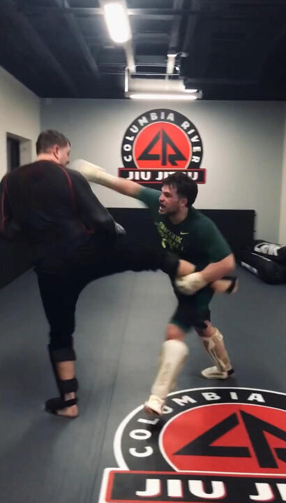 Sparring at Columbia River Jiu Jitsu Sparring at Columbia River Jiu Jitsu Vancouver Washington Image